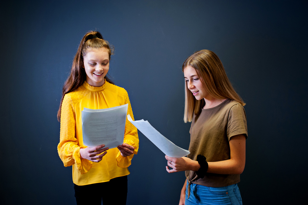 screen acting with two girls learning lines